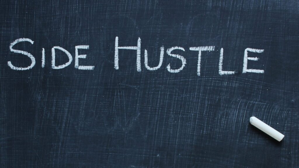 Side Hustle Ideas #1 - damianmartinez.com