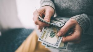 Make More Money This Year #1 - damianmartinez.com