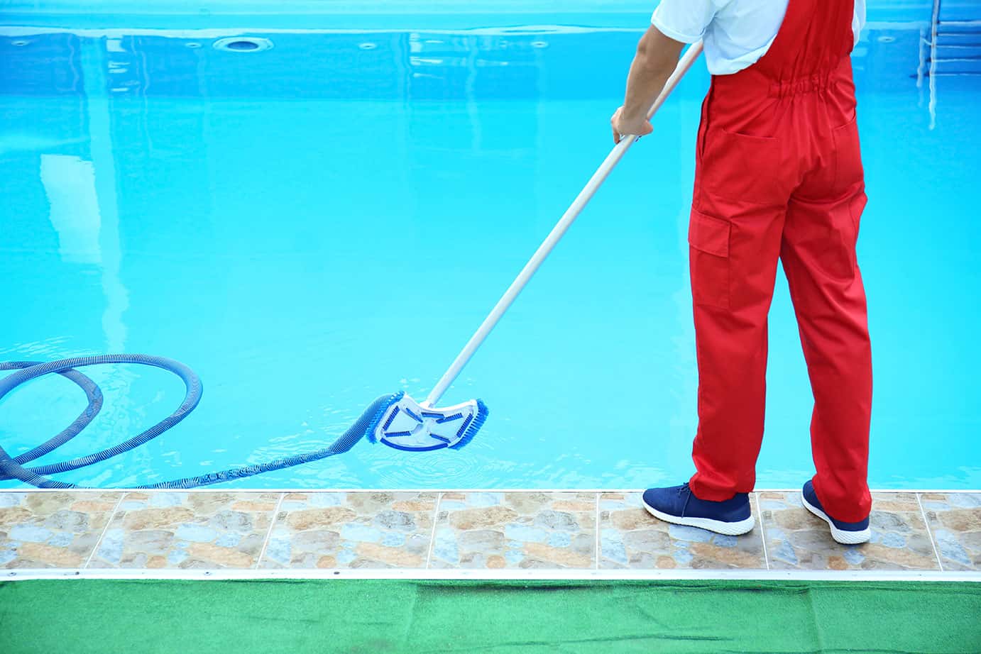 Pool Cleaning Leads #10 - damianmartinez.com