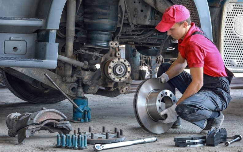 Heavy Truck Repair Leads #8 - damianmartinez.com